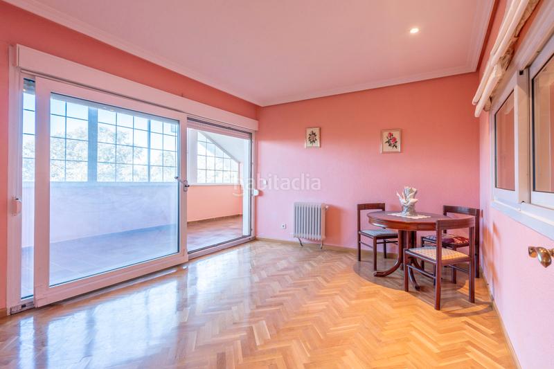 Foto fb01eebf-8573-4eb4-b049-1afde6f50634. Casale con camino riscaldamento parcheggio piscina in Colmenarejo