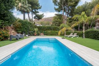 Xalet a Centro-El Castillo. ^**^”la casa del límite”: exclusivo chalet de lujo en los monast