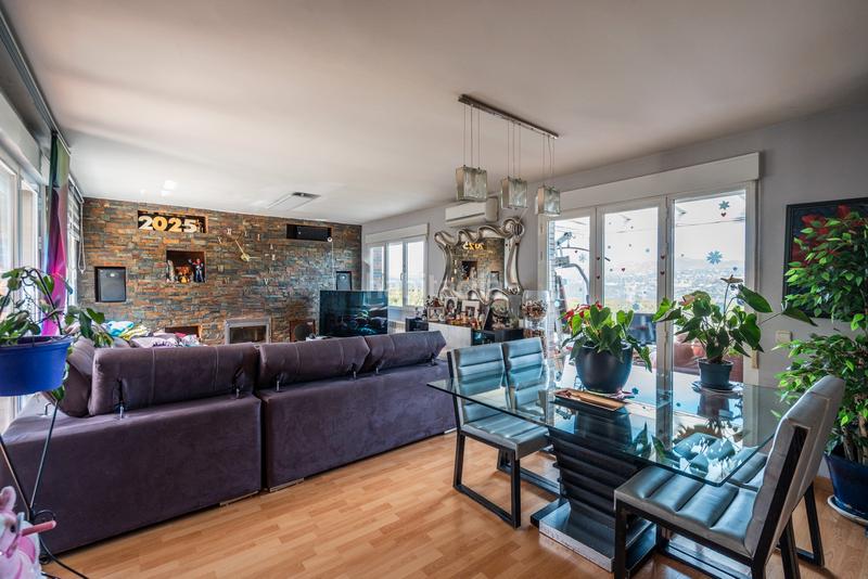 Foto c8cf2f0d-df9c-4a63-9af2-0514f05615a9. Chalet mit kamin heizung parking pool in puerto Galapagar-las cuestas Galapagar