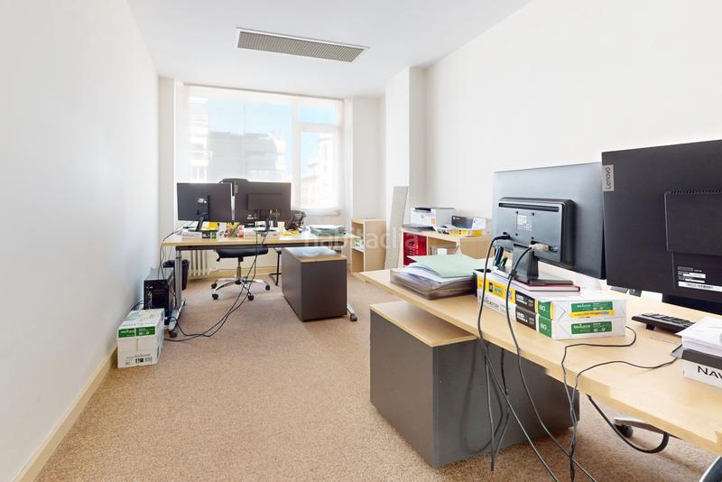 Foto 07544482-4649-4d56-a1b5-3ed1eb656529. Oficina amb calefacció a Vallehermoso Madrid