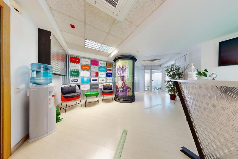 Foto 075eaf05-b98e-4842-b6c3-b401af16e367. Oficina amb calefacció a Vallehermoso Madrid