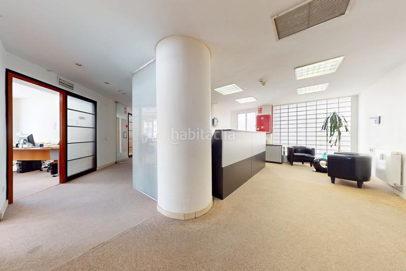 Foto 184caf07-c464-46be-aa05-1c38f1e92538. Oficina amb calefacció a Vallehermoso Madrid