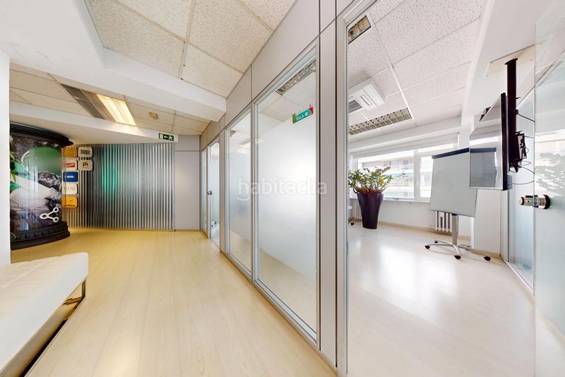 Foto 1a22e4ae-c0bd-4fb9-903a-f31ba518d0a7. Oficina amb calefacció a Vallehermoso Madrid