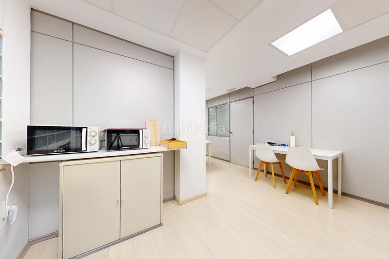 Foto 395223f6-a539-4738-a71c-6f7a6bda34b8. Oficina amb calefacció a Vallehermoso Madrid