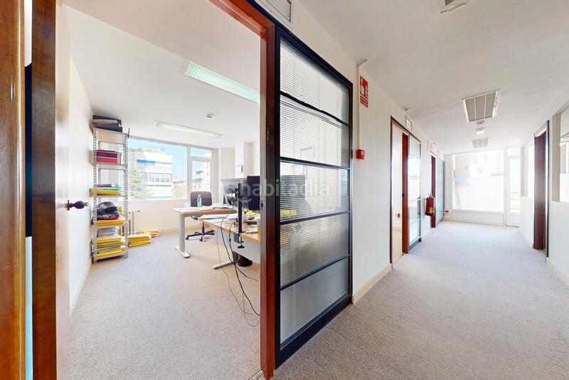 Foto 42e24188-99bb-443f-b9f5-1e69f94896a5. Oficina amb calefacció a Vallehermoso Madrid