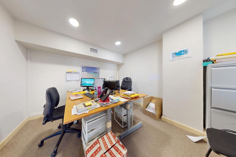 Foto 535a4866-2e7c-4c4f-90a0-f5a6b3c17d3f. Oficina amb calefacció a Vallehermoso Madrid