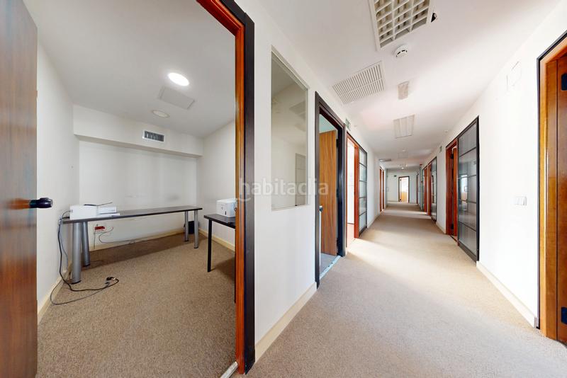 Foto 67ca5fba-9e20-41dd-be75-24bf5970da3b. Oficina amb calefacció a Vallehermoso Madrid