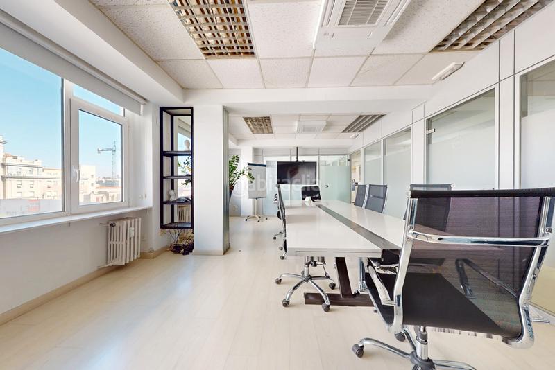 Foto 69016826-7097-4127-a695-254e74ca8c1e. Oficina amb calefacció a Vallehermoso Madrid