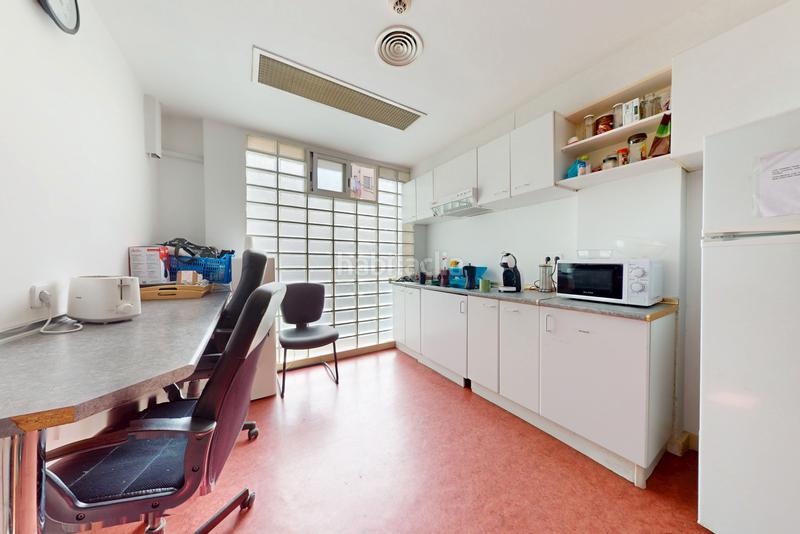 Foto 89379753-d27c-447d-ad9b-f48c13bc6224. Oficina amb calefacció a Vallehermoso Madrid