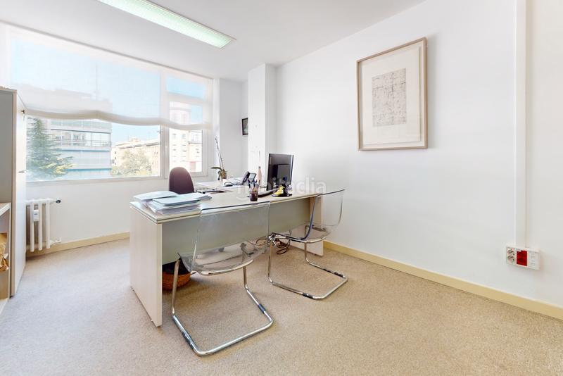 Foto 9258425a-1cff-4bb6-b61b-efe1625faf7f. Oficina amb calefacció a Vallehermoso Madrid