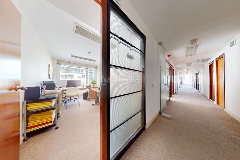 Foto 9a325c60-7f2c-423a-b659-cd0a6d736661. Oficina amb calefacció a Vallehermoso Madrid