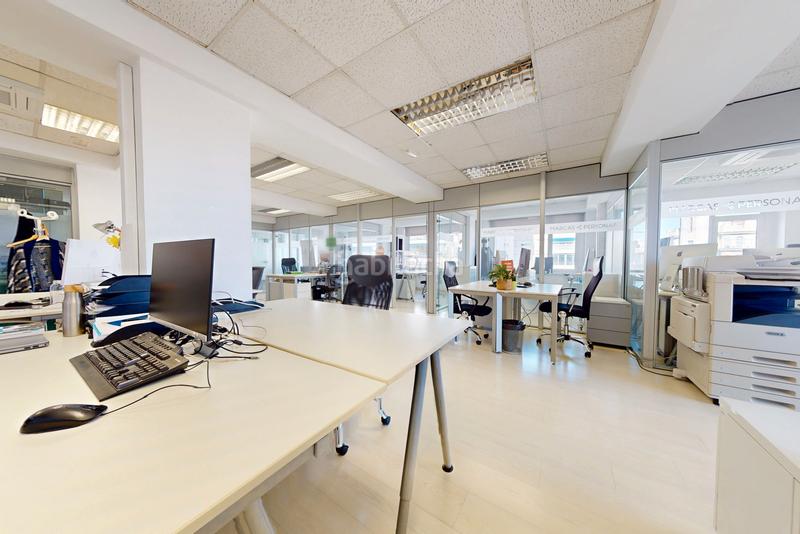 Foto a7a19e21-0fcf-42c3-b9c3-92840ee8c7f8. Oficina amb calefacció a Vallehermoso Madrid