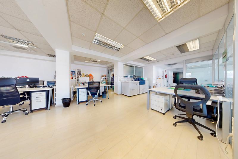 Foto f0ac2ef9-f440-470d-8ecc-e6164f1e2066. Oficina amb calefacció a Vallehermoso Madrid