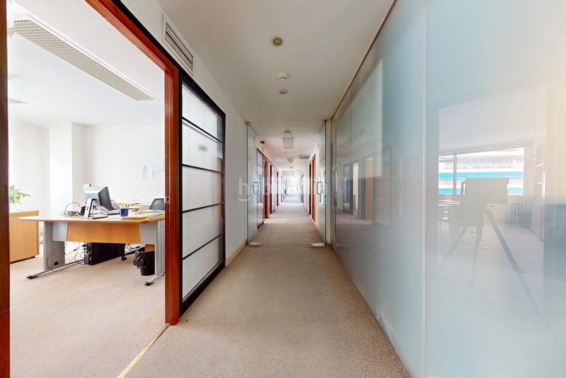 Foto f15efaca-abcf-4716-948e-5ba539edb6e8. Oficina amb calefacció a Vallehermoso Madrid