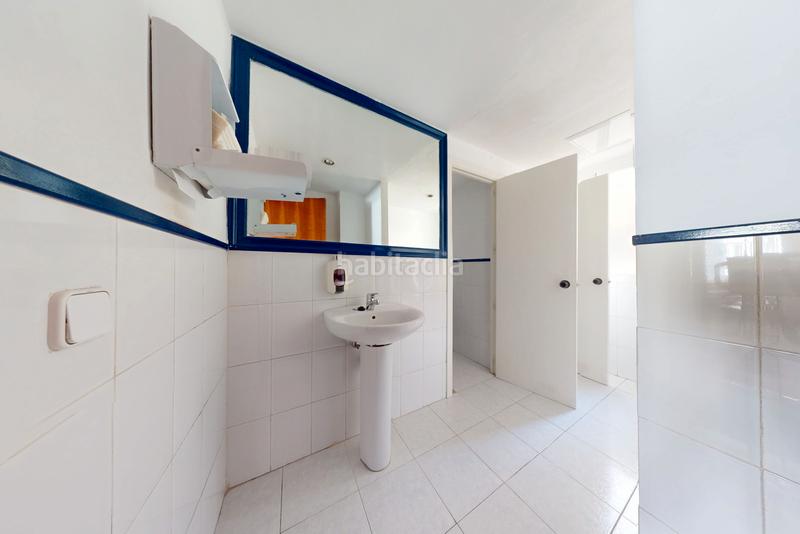 Foto f666eab8-a398-4b82-8535-342c2f0ff15e. Oficina amb calefacció a Vallehermoso Madrid