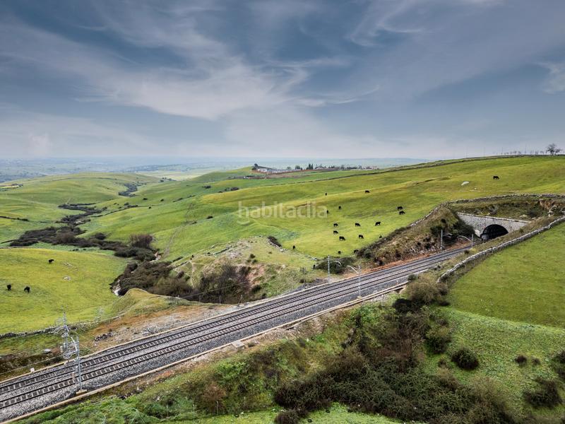 Foto 4f2a8d96-b9dd-427e-b702-776234f56313. Nau industrial amb calefacció a El Olivar-La Magdalena Colmenar Viejo