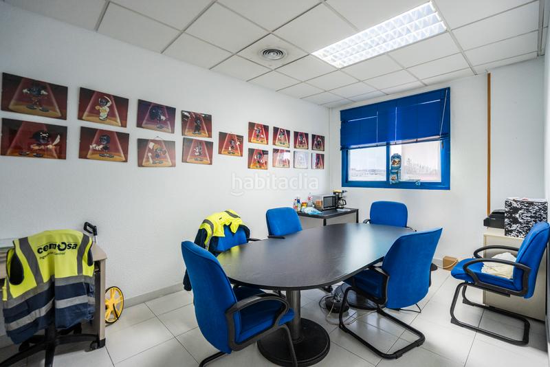 Foto 62d1a45a-8c8e-4ba4-bf34-f33f963c1885. Nau industrial amb calefacció a El Olivar-La Magdalena Colmenar Viejo