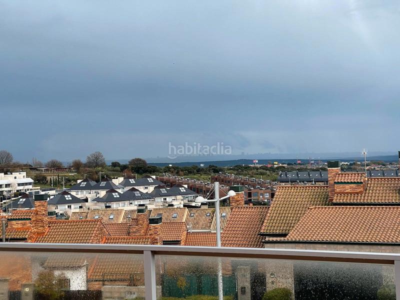 Foto db67b3b9-b400-4207-858c-bea8ee37433d. Casa adosada ^**^espectacular adosado con vistas panorámicas al skyline de madrid^^**^ este precioso adosado es en Torrelodones