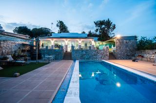 Xalet a Los Franceses - La Vega. Cortijo andaluz con varias edificaciones, piscina y 8.000 m² de