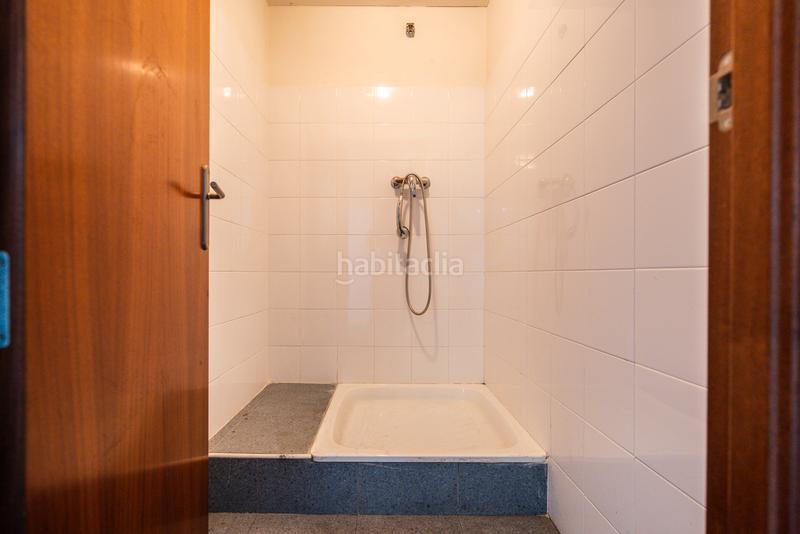 Foto 0eb1309f-1b57-412d-b39f-8aeaa4bc93c1. Industrial building in Meco pueblo Meco