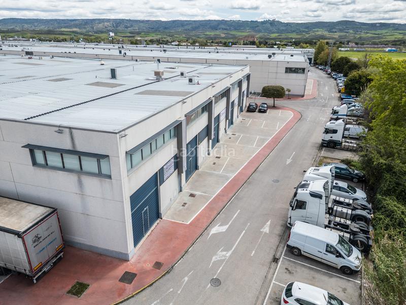 Foto 2182749a-16fe-427c-b565-971e892c80a7. Industrial building in Meco pueblo Meco