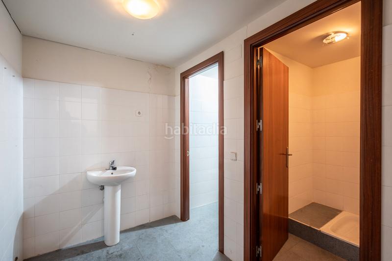 Foto 33485357-0157-4493-b181-f775bf6f502a. Industrial building in Meco pueblo Meco