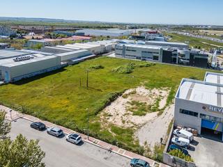 Solar industrial a Calle federica montseny 7. ¡oportunidad inversores y empresas! parcela urbana de 2.627 m² f