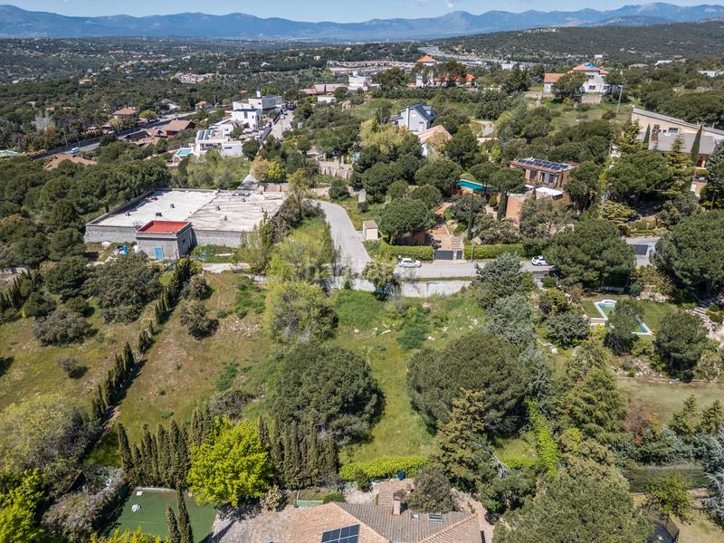 Foto a46c66c3-844f-423b-88bb-6da8285d982a. Terreno residenziale in La Berzosilla Torrelodones