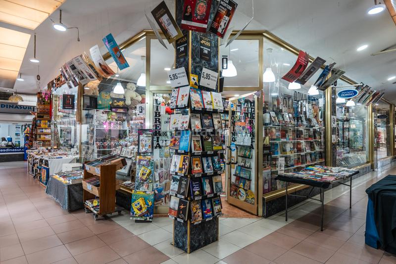 Foto 6d06b401-3e3a-4a97-86bf-1ba8b88e3560. Local commercial dans plaza de españa 13 dans Casco Antiguo Leganés