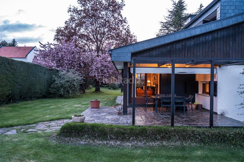 Foto 712c601b-a78e-4398-b189-ed861f552f27. Chalet mit kamin heizung parking in San Rafael Espinar (El)