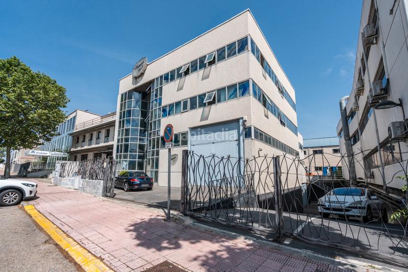 Foto 88cb51b7-f66c-4095-8051-0aaeb7f0c7bf. Bâtiment à usage industriel avec chauffage dans Norte-Universidad Móstoles