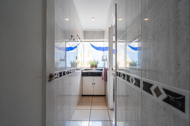 Foto eb607e54-9d63-4cd2-9b70-2105ff3f8911. Bâtiment à usage industriel avec chauffage dans Norte-Universidad Móstoles