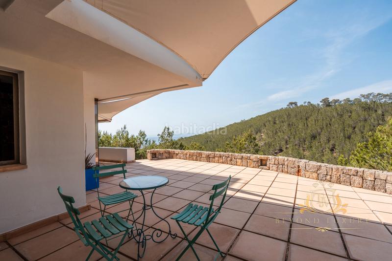 Foto c577d3e9-6a2c-41b3-9001-a2b0a55a3da8. Xalet amb xemeneia aparcament piscina a S´Eixample-Can Misses Ibiza
