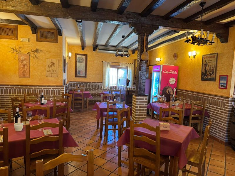 Foto 07515a91-bea4-42b8-ae47-b09a62d3c00a. Local comercial ^**^en venta restaurante en pleno funcionamiento en lanzahita^**^ se pone a la venta, por motivo de jubilación, un restaurante en en Lanzahíta