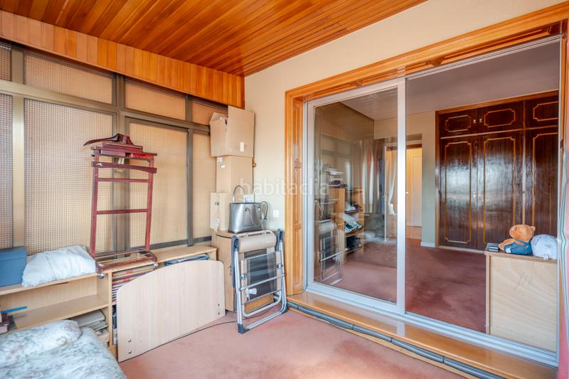 Foto 5ba5710f-2288-46ab-8430-3ae9e6650d3c. Piso ^**^increíble piso de 4 dormitorios con gran terraza cerrada en ronda de segovia^**^ magnífica vivienda situada en la exclusiva y en Madrid