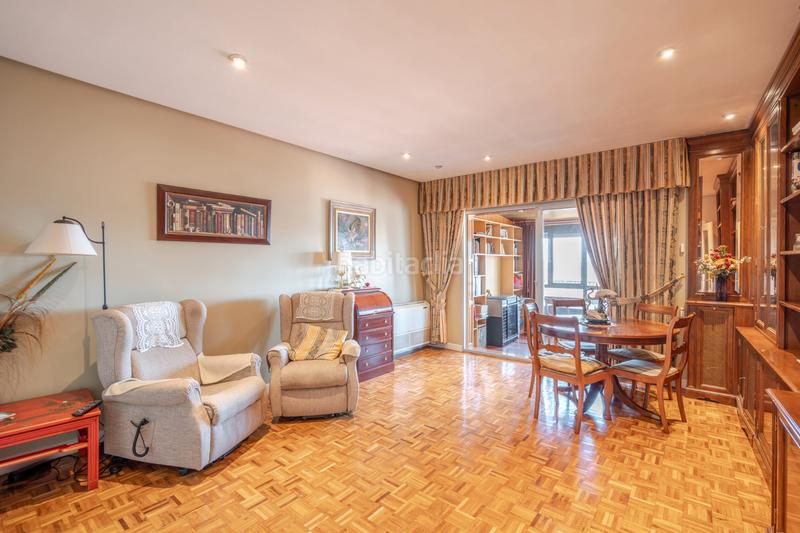 Foto 9aa11d1e-b8f2-44ec-bf01-e48f4e3bce97. Piso ^**^increíble piso de 4 dormitorios con gran terraza cerrada en ronda de segovia^**^ magnífica vivienda situada en la exclusiva y en Madrid