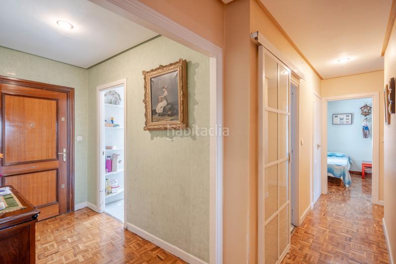 Foto 9b06d176-eed9-40b5-a176-c2a422c53c9a. Piso ^**^increíble piso de 4 dormitorios con gran terraza cerrada en ronda de segovia^**^ magnífica vivienda situada en la exclusiva y en Madrid