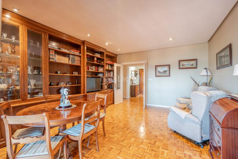 Foto 9c18d7dd-453a-476a-a97f-3da3b4bd608d. Piso ^**^increíble piso de 4 dormitorios con gran terraza cerrada en ronda de segovia^**^ magnífica vivienda situada en la exclusiva y en Madrid