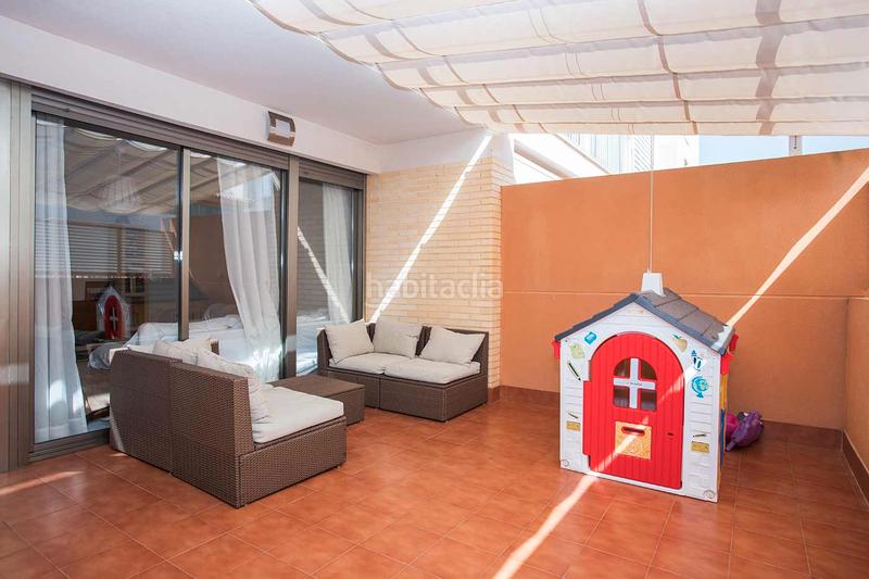 Foto 1dd1df94-2a5c-4928-b336-b18d2bfa4937. Piso espectacular piso bajo con jardín en urbanización adelfas ii – golf presentamos este magnífico piso bajo con dos amplias en Alicante
