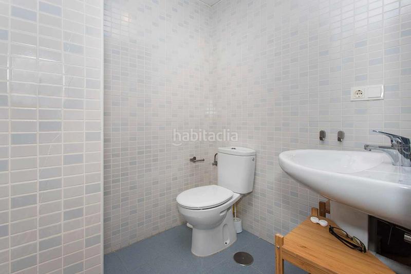 Foto 2076eb5f-2dfd-4e9d-9351-02e10f11d230. Piso espectacular piso bajo con jardín en urbanización adelfas ii – golf presentamos este magnífico piso bajo con dos amplias en Alicante