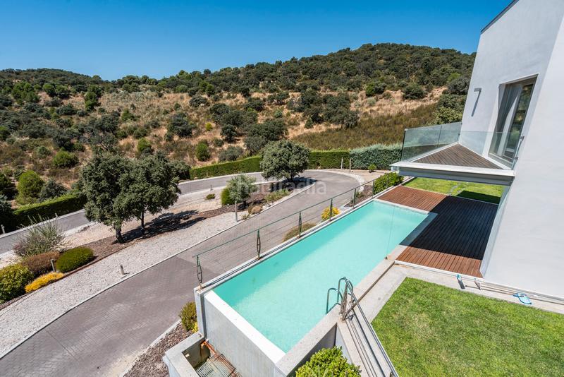 Foto 105a6383-7def-4244-ba03-b4c43391c39a. Xalet amb calefacció piscina a Molino de la Hoz Rozas de Madrid (Las)