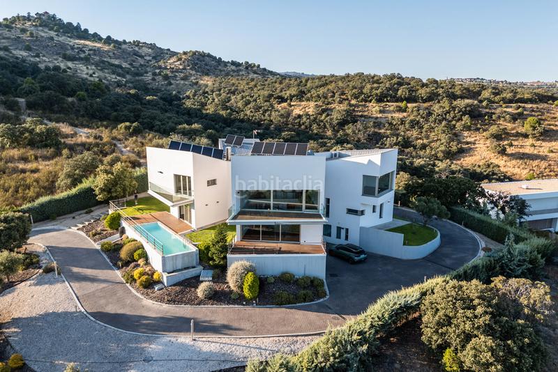 Foto 56cb4ad9-e4bc-4607-922b-3d7f7526c764. Xalet amb calefacció piscina a Molino de la Hoz Rozas de Madrid (Las)