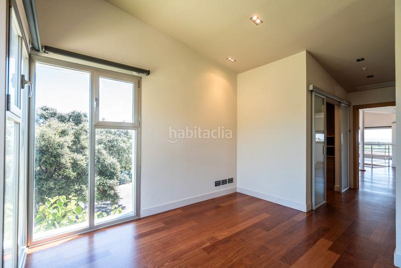 Foto d3f5cbb2-2ace-4926-a8e4-bf29d3709914. Xalet amb calefacció piscina a Molino de la Hoz Rozas de Madrid (Las)