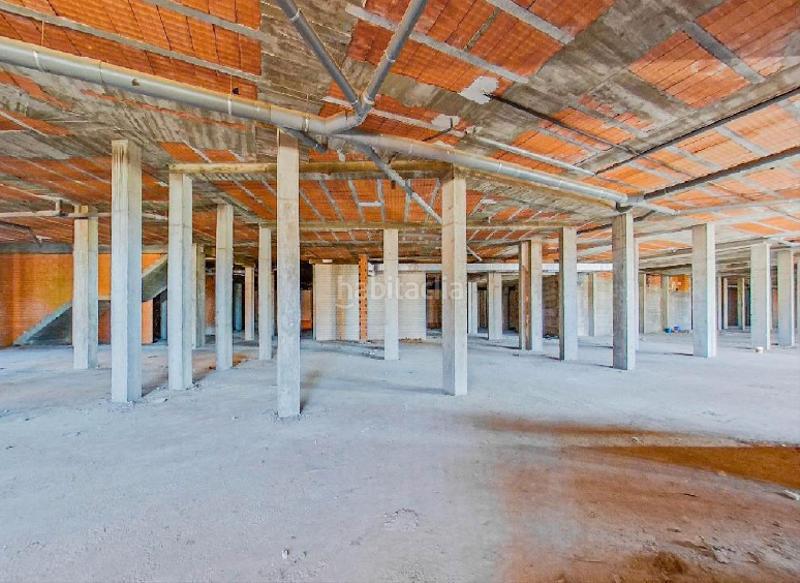 Foto 5cc33484-3efc-4395-85d0-5d04c51f4a5e. Alquiler local comercial ^**^inversión estratégica centro: local comercial en bruto de 2.500 m2 con 62 plazas de párking privadas^**^ oportunidad en Parla