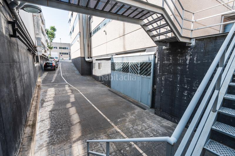 Foto 11c402ea-131f-4b88-9c07-3e26e70b503d. Alquiler nave industrial  – calle fragua – 1.720 m² en 4 plantas. tambien en alquiler con opcion a compra se ofrece una magnífic en Móstoles