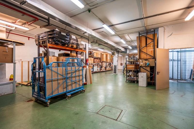Foto 225a7ff8-0ce1-4a1c-97e4-a9f911b074fb. Alquiler nave industrial  – calle fragua – 1.720 m² en 4 plantas. tambien en alquiler con opcion a compra se ofrece una magnífic en Móstoles
