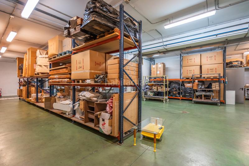 Foto c7c8fe2b-0770-46e0-b14f-aeed1b3fcd0d. Alquiler nave industrial  – calle fragua – 1.720 m² en 4 plantas. tambien en alquiler con opcion a compra se ofrece una magnífic en Móstoles