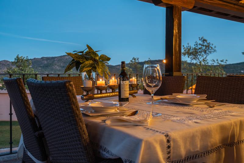 Foto 023bd1c6-b6d0-48b6-93ce-2c7573d296e1. Xalet amb xemeneia calefacció piscina a Manzanares el Real