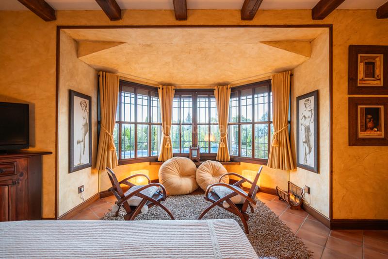 Foto 532ba850-9b12-4f4c-a15d-c12a85ddcce5. Xalet amb xemeneia calefacció piscina a Manzanares el Real