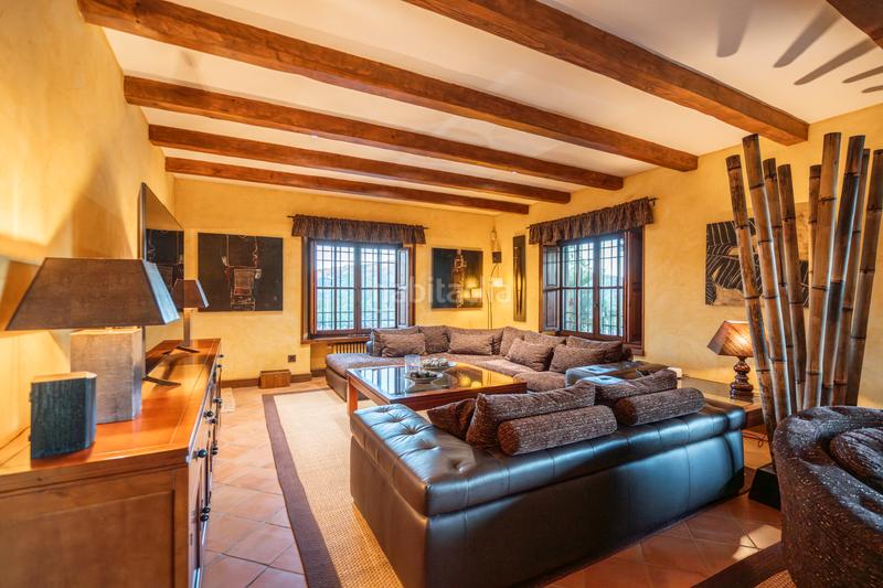 Foto 6d03e1a5-d826-4196-a9f0-28ced81c69ce. Xalet amb xemeneia calefacció piscina a Manzanares el Real